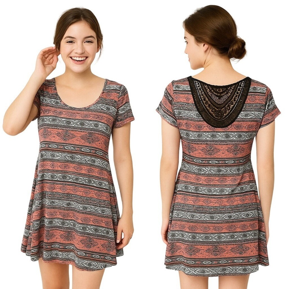 Bobbie Brooks Dress Small Multicolor Paisley Boho Short Sleeve Stretch Casual‎